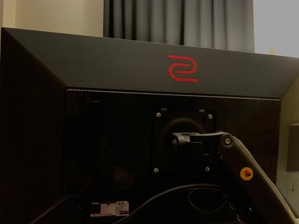 BENQ ZOWIE XL2740 240Hz 27 SORUNSUZ TEMİZ - Görsel 2