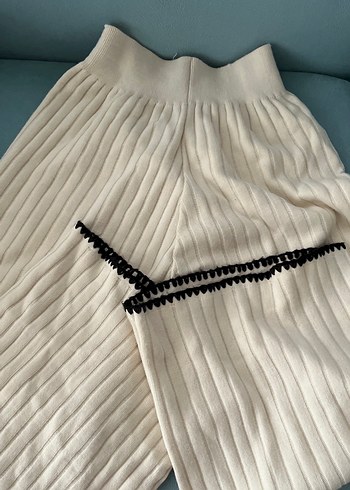 Beyaz Pilili Triko Kadın Pantolon ve kazak takım - Görsel 2