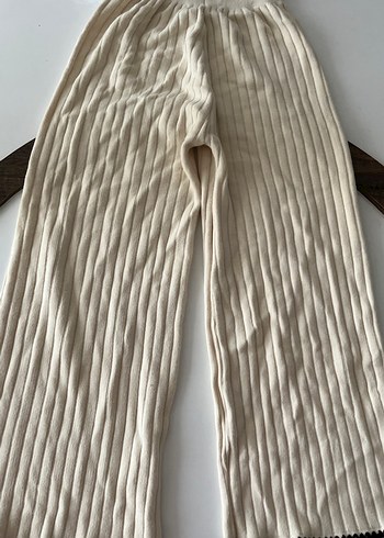 Beyaz Pilili Triko Kadın Pantolon ve kazak takım - Görsel 3