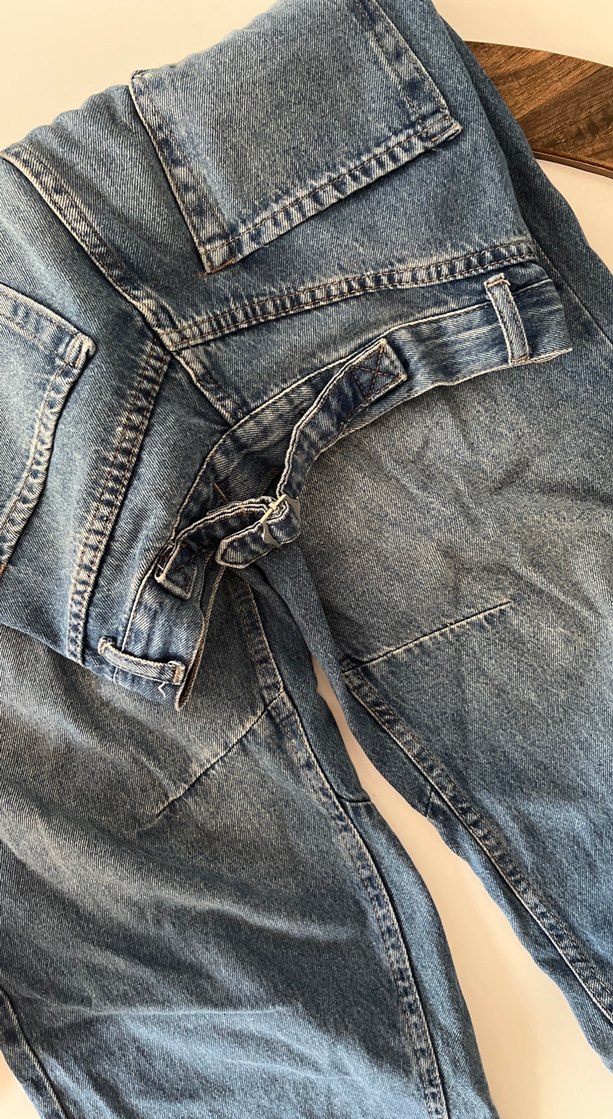 Kadın Mavi Geniş Kesim Kot Pantolon - Görsel 4