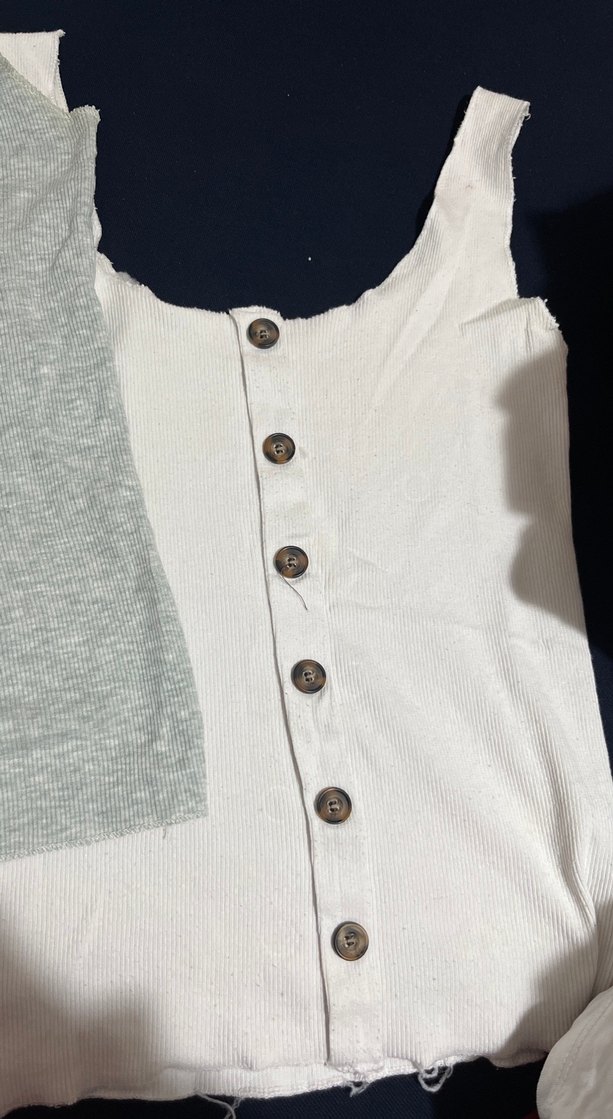 Düğmeli Gri Kadın Askılı Atlet - Görsel 3