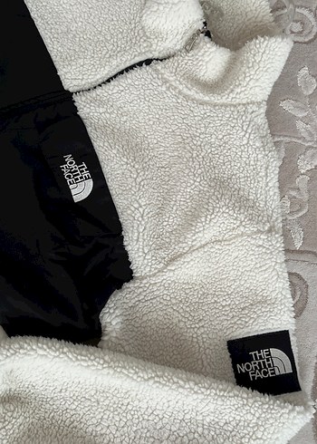 The North Face Beyaz Siyah Fermuarlı Erkek Sweatshirt - Görsel 2