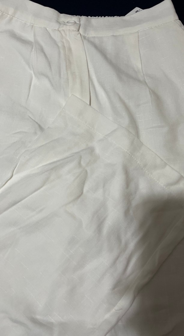 Beyaz Keten Pilili Kadın Pantolon - Görsel 3