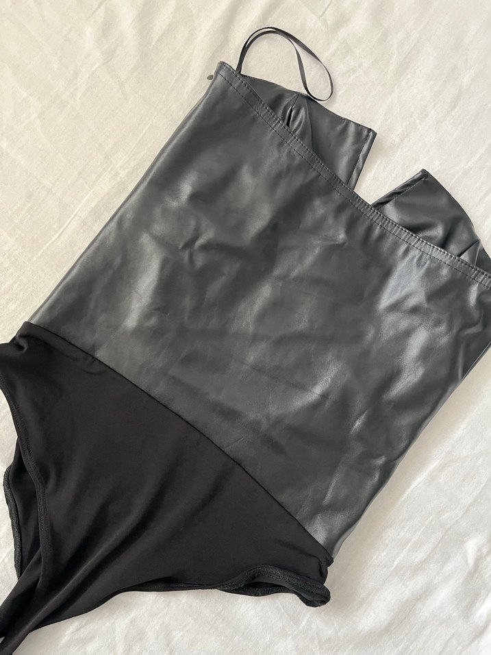 Kadın Siyah Deri Straplez Büstiyer - Görsel 5