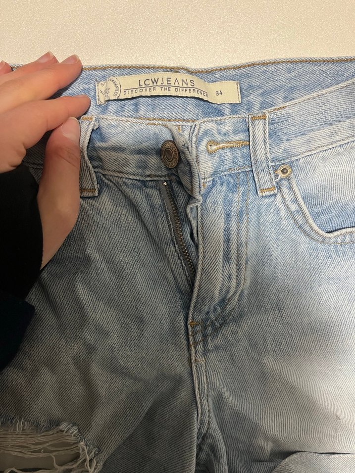 Kadın Açık Mavi Mini Denim Şort - Görsel 2
