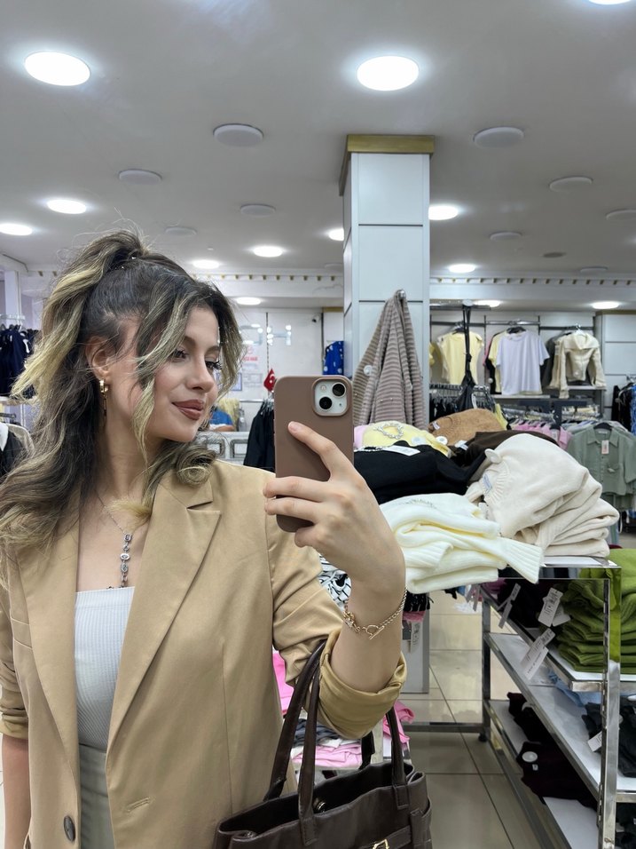 Kürk Detaylı Camel Deri Kadın Blazer - Görsel 4