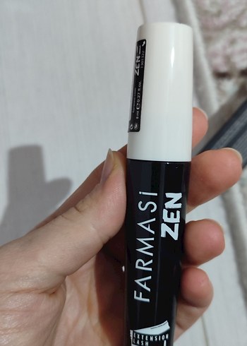 Farmasi Zen Siyah Maskara 8 ml - Görsel 2