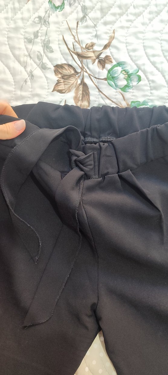 Kadın Siyah Pilili Kumaş Pantolon - Görsel 2