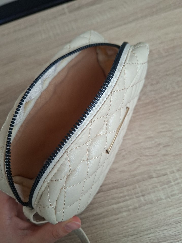 Beyaz Deri Kadın El Çantası - Görsel 2