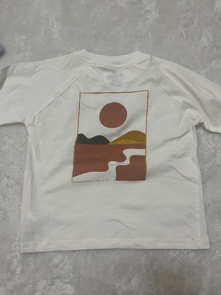 Sıfır hiç kullanılmamış Kız Çocuk Beyaz Baskılı Uzun Kollu - Görsel 2