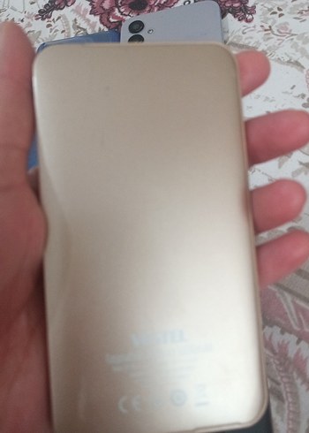 Kırık Ekranlı Siyah Android Telefonlar - Görsel 6