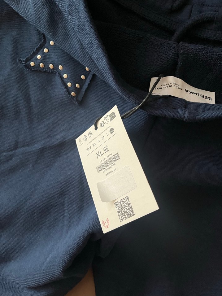 Bershka Lacivert kadın eşofman altı - Görsel 3