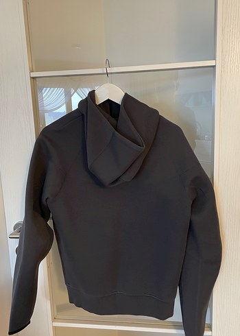 Nike tech üstü antrasit rengi s beden - Görsel 3