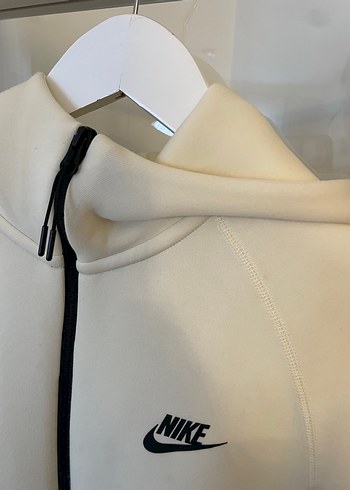 Bej rengi erkek nike tech üstü small beden - Görsel 5