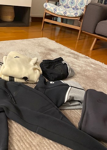 Siyah ve gri nike tech erkek xs beden orijinal - Görsel 7