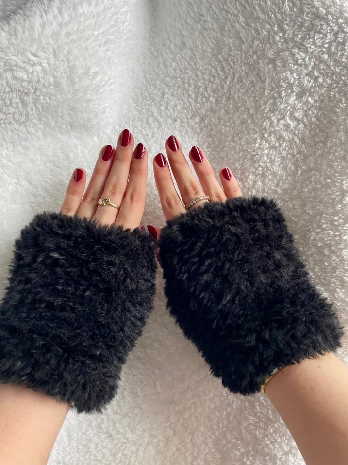 Kürklü Örgü Kadın Eldiven - Görsel 3