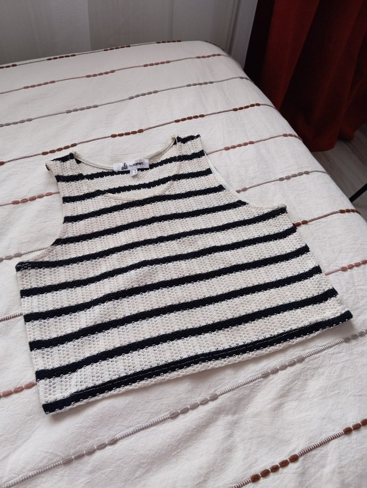 Çizgili Örgü Kolsuz Mini Crop Top - Görsel 2