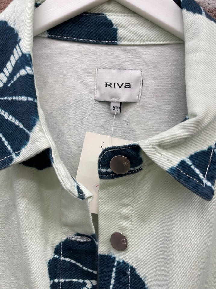 Düğmeli Batik Desenli Kadın Ceket - Görsel 2