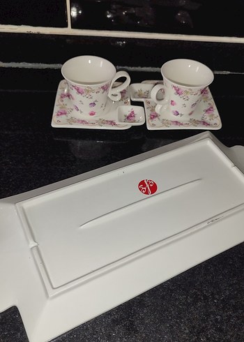 Çiçek Desenli Beyaz Porselen Kahve Fincan Seti - Görsel 6