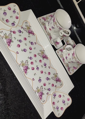 Çiçek Desenli Beyaz Porselen Kahve Fincan Seti - Görsel 5