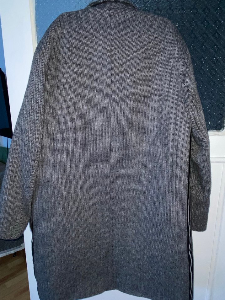 Gri Düğmeli Klasik Kaban - Görsel 2