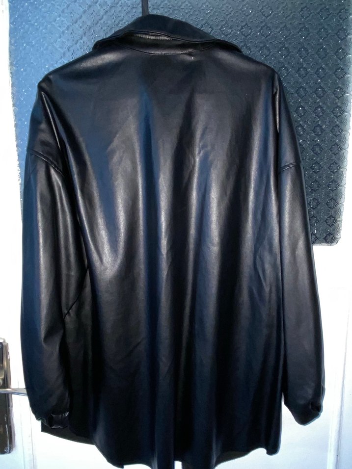 Düğmeli Siyah Deri Kadın Ceket - Görsel 2