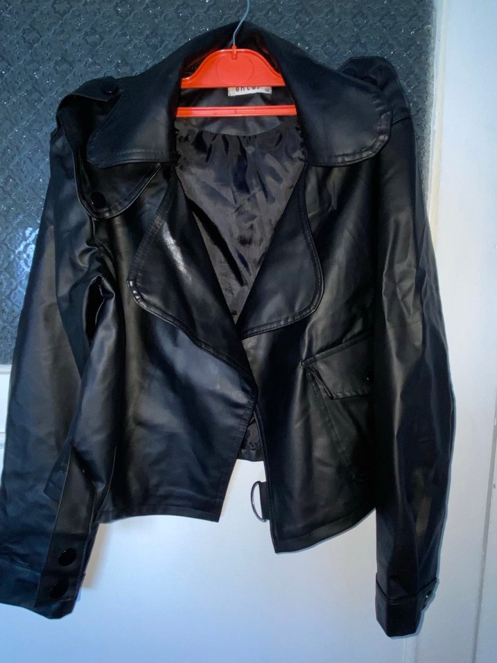 Siyah Deri Mont  Az Kullanılmış - Görsel 4