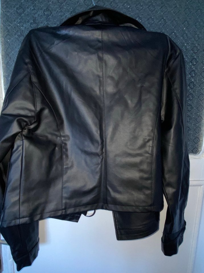 Siyah Deri Mont  Az Kullanılmış - Görsel 5