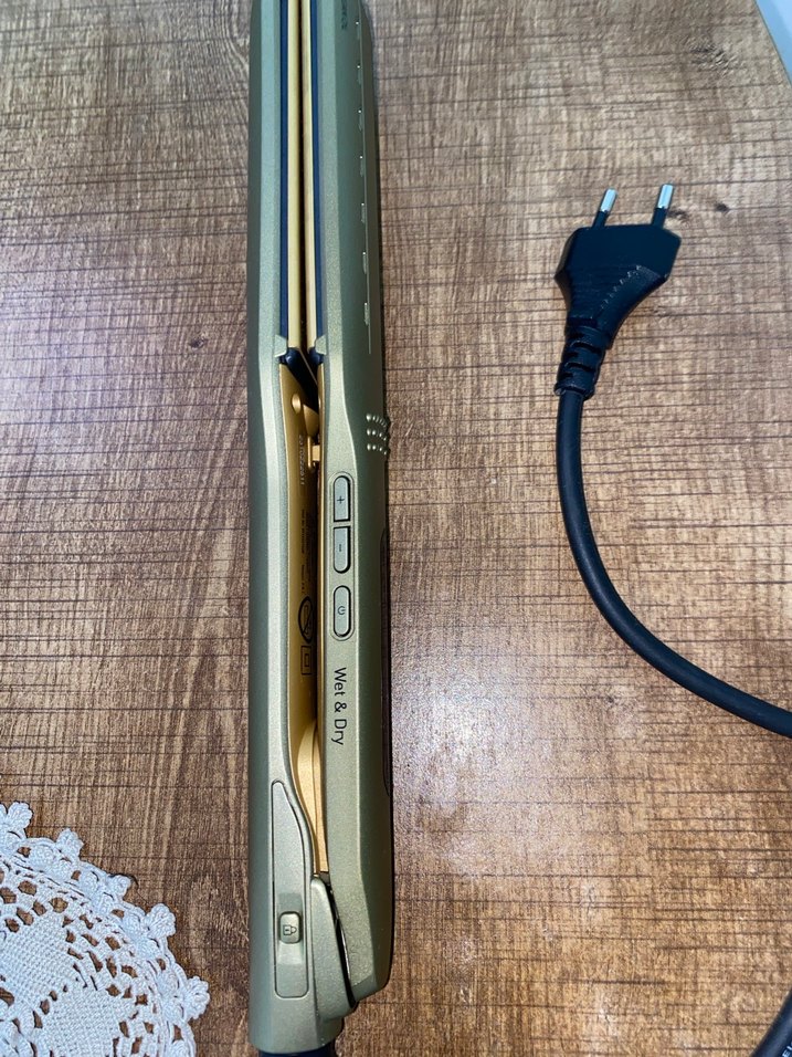 GRUNDIG ARGAN OIL SAÇ DÜZLEŞTİRİCİ 220°C - Görsel 2