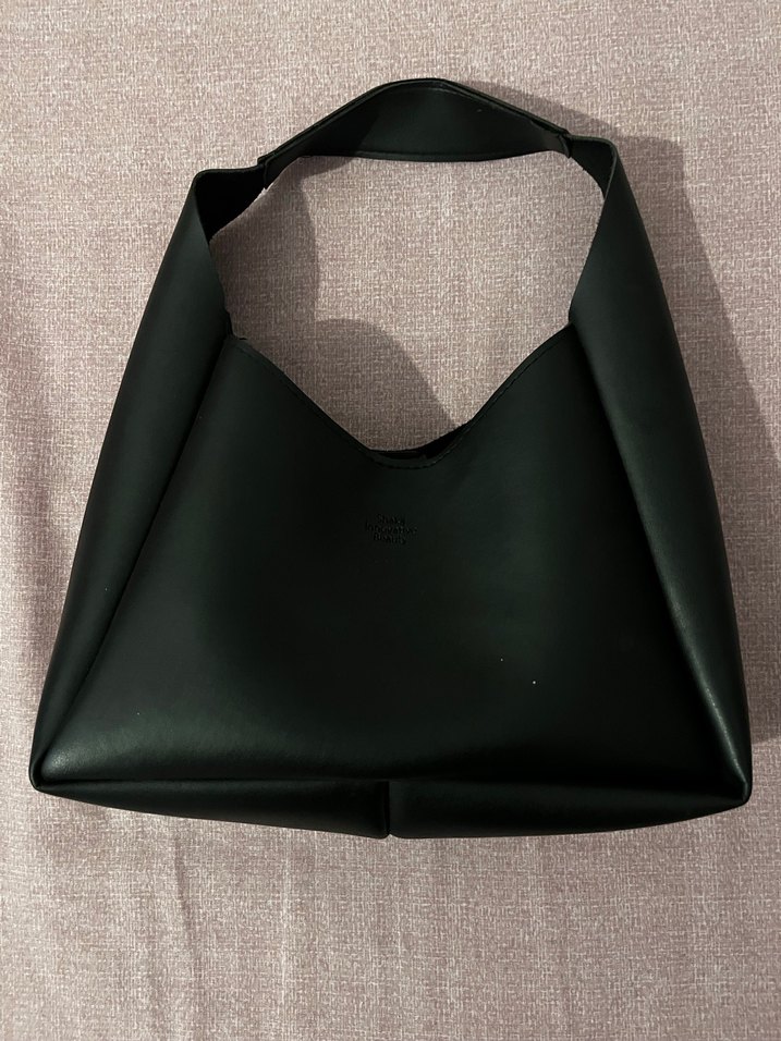 Siyah 
Deri Kadın Çanta - Görsel 3