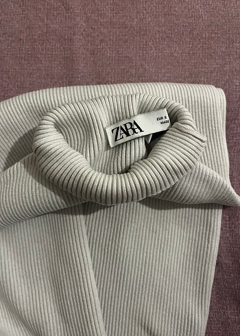 Bej Kadın Boğazlı Kolsuz Yan Yuvarlak Dekolte Triko Crop - Görsel 3