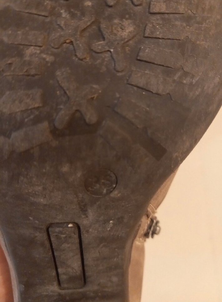 Bej Süet Tokalı Kadın Bot - Görsel 4