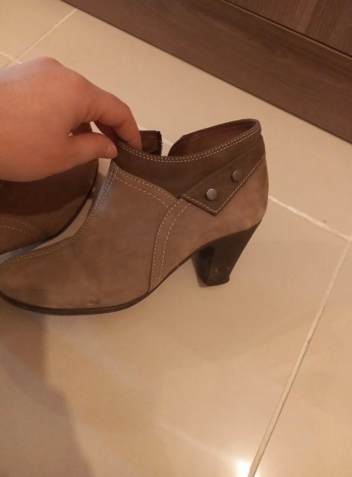 Bej Süet Tokalı Kadın Bot - Görsel 5