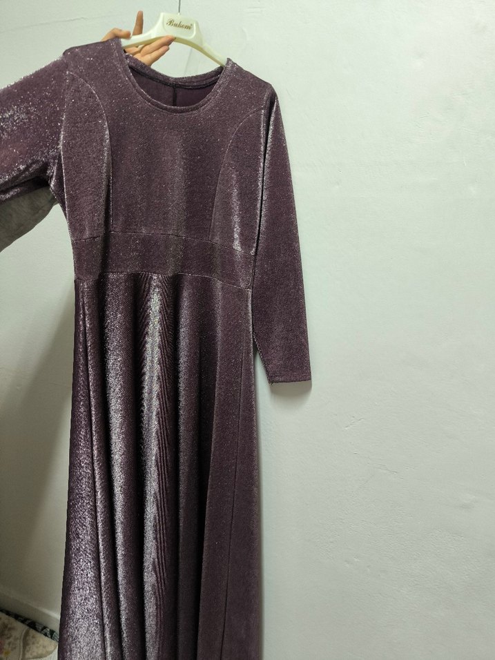 Uzun Kollu Mor Parlak abiye - Görsel 2