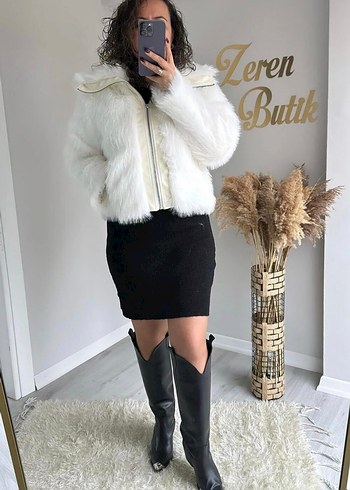 Beyaz Kürk Detaylı Kısa Kadın Ceket - Görsel 2