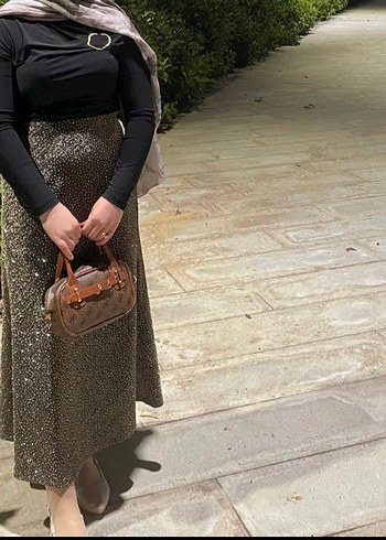 Parlak taşli etek - Görsel 2