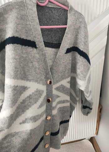 Diğer Gri Zebra Desenli V Yaka Triko Hirka