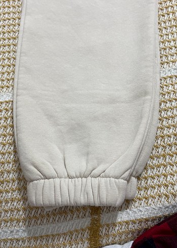 Beyaz Kadın Midi Eşofman Altı - Görsel 2