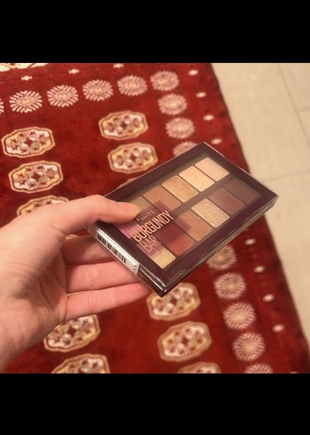Bordo Tonlarında Göz Farı Paleti - Görsel 4
