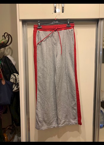 Gri ve Kırmızı Kadın Eşofman Takımı - Görsel 7