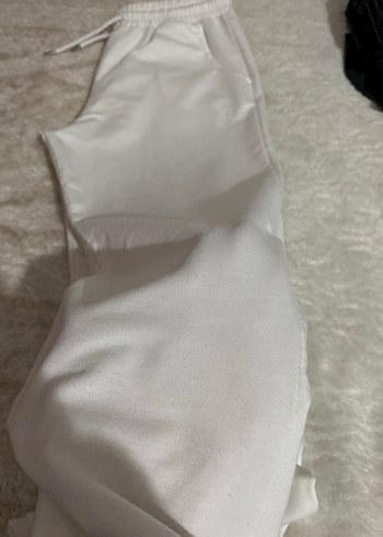 Sıfır beyaz eşofman - Görsel 2