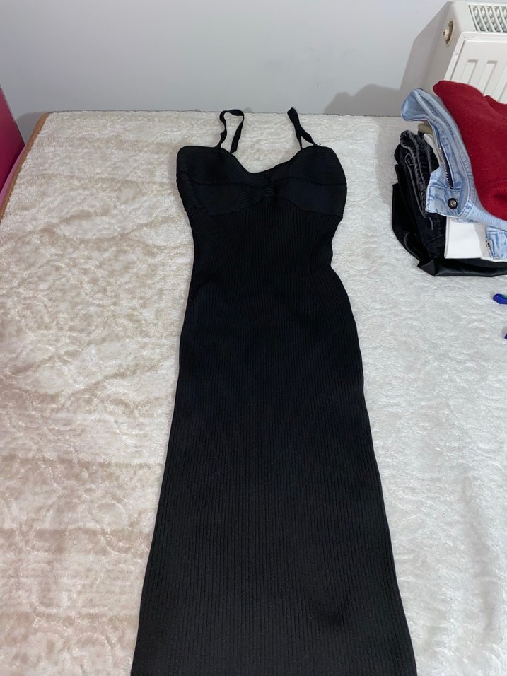 Sıfır Kısa askılı elbise - Görsel 2