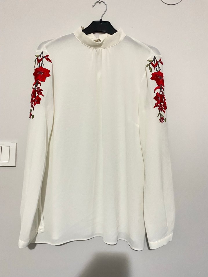 Düğmeli Beyaz Keten Kadın Gömlek - Görsel 2