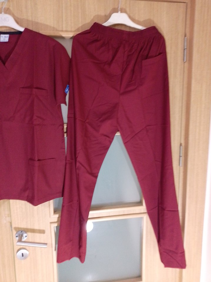 Bordo V Yaka unisex scrubs - Görsel 3