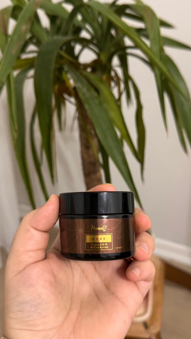 Kadın Bakım Seti - Nemlendirici ve Serum - Görsel 3