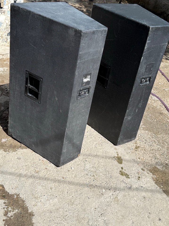 Siyah Yamaha  Hoparlörler - Görsel 3