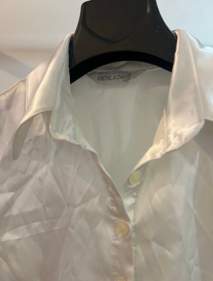 Adil Işık Kadın Beyaz Saten Kısa Kollu Gömlek - Görsel 2