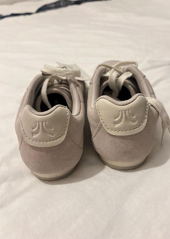 Oysho Orijinal Gri Süet Kadın Spor Ayakkabı - Görsel 2