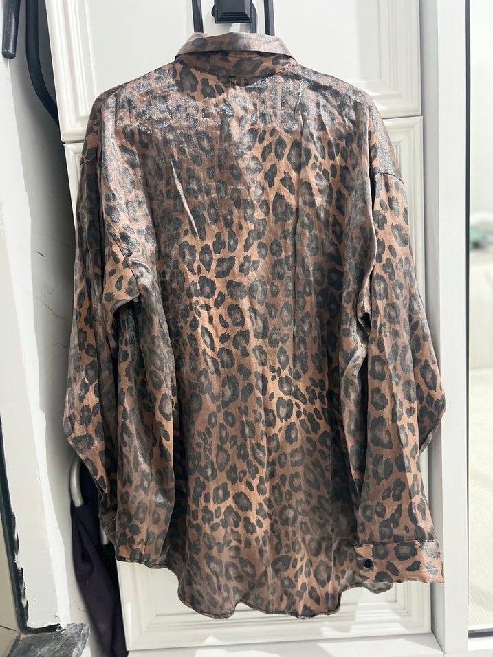 Leopar Desenli Kadın Gömlek - Görsel 3