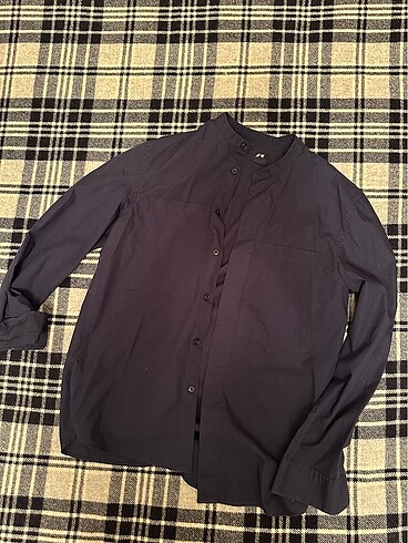H&m lacivert gomlek